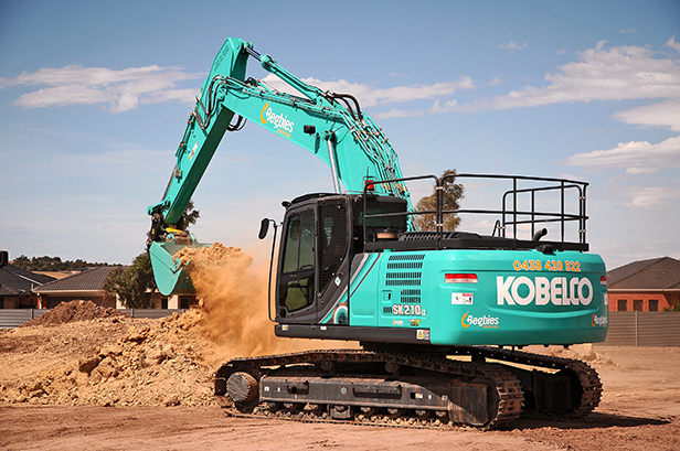 Image First Customer To Purchase Gen 10 Model 3 - Kobelco Excavators